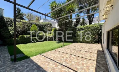 Casa en venta en Lomas de Tecamachalco Sección Bosques I y II, Huixquilucan, México