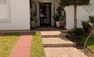 🏡✨ EXCLUSIVA CASA DE LUJO EN RENTA CON VISTA AL MAR – EL DESCANSO ✨🌊