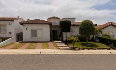 🏡✨ EXCLUSIVA CASA DE LUJO EN RENTA CON VISTA AL MAR – EL DESCANSO ✨🌊