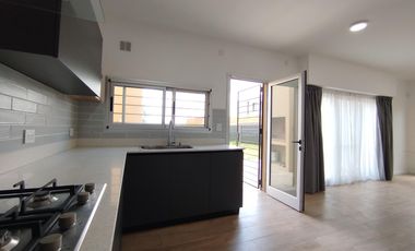 VENTA Casa un dormitorio con parque Eco Pueblo - Alvear