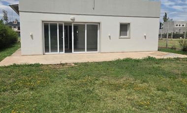 Casa en Cinco Saltos