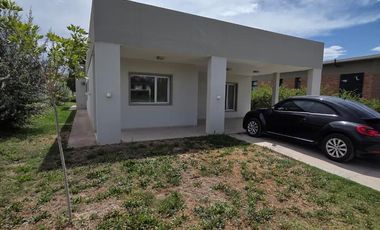 Casa en Cinco Saltos