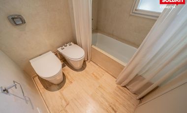 Casa Premium en barrancas de Vicente López - 4 niveles con Ascensor - Seguridad