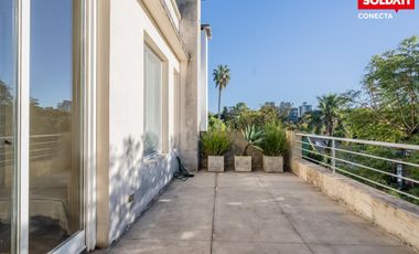 Casa Premium en barrancas de Vicente López - 4 niveles con Ascensor - Seguridad