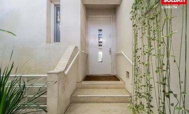 Casa Premium en barrancas de Vicente López - 4 niveles con Ascensor - Seguridad