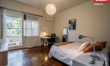 Casa Premium en barrancas de Vicente López - 4 niveles con Ascensor - Seguridad