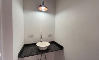 VENTA - Casa - Estilo “Industrial” - Punta Verde, Luciano V. Lopez