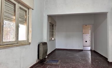 Casa en  venta A Reciclar  San Miguel Centro 4 ambientes Financiación