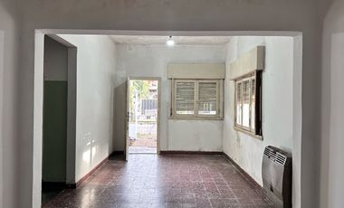 Casa en  venta A Reciclar  San Miguel Centro 4 ambientes Financiación