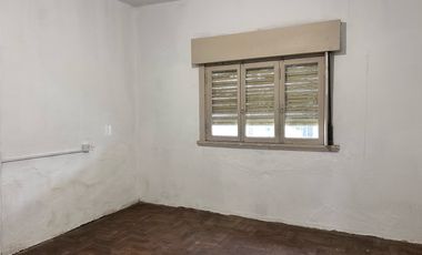 Casa en  venta A Reciclar  San Miguel Centro 4 ambientes Financiación