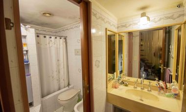 Casa de 7 ambientes en venta, en Villa Martelli.