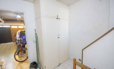Casa de 7 ambientes en venta, en Villa Martelli.
