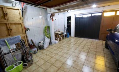 Casa de 7 ambientes en venta, en Villa Martelli.