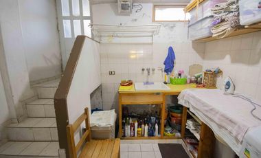 Casa de 7 ambientes en venta, en Villa Martelli.