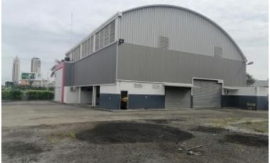 Oportunidad única, Santa María Business Park: Edificio en Corredor Sur