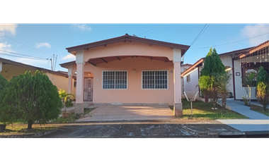 CASA EN VENTA Brisas del Golf Arraiján - Panamá Oeste