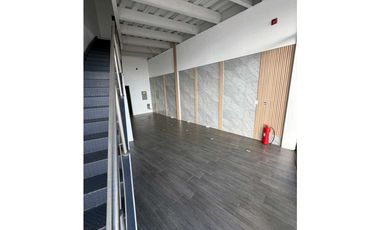 SE ALQUILA EXCELENTE LOCAL COMERCIAL