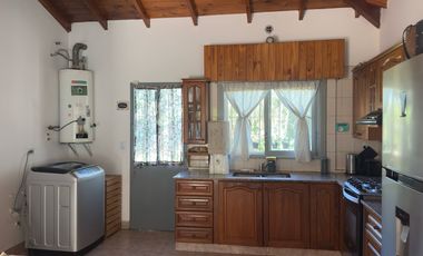Casa en VENTA - 3 dormitorios - Escritorio - 5 ambientes - Garin-Centro