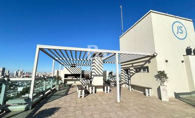 DPTO UN DORMITORIO C/ PATIO y COCHERA - Facundo Zuviria al 4600