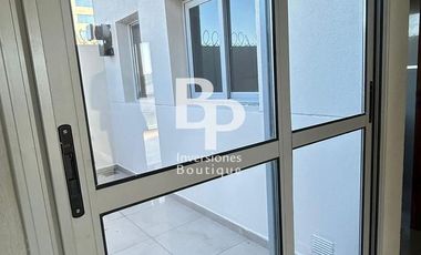 DPTO UN DORMITORIO C/ PATIO y COCHERA - Facundo Zuviria al 4600