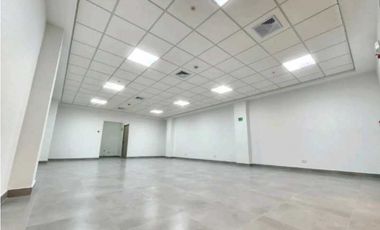 OFICINA    EN EL DORADO CITY CENTER 90M2