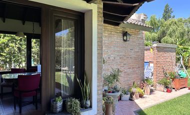 VENTA Casa 4 ambientes-Club de Campo Pueyrredon-Radiadores-Pileta-Pilar-Deportes-Restaurant