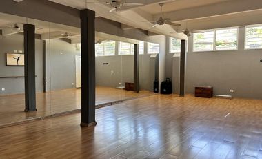 VENTA Casa 4 ambientes-Club de Campo Pueyrredon-Radiadores-Pileta-Pilar-Deportes-Restaurant