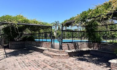 VENTA Casa 4 ambientes-Club de Campo Pueyrredon-Radiadores-Pileta-Pilar-Deportes-Restaurant
