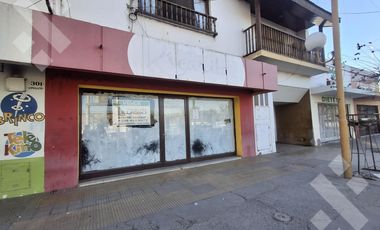 Local en  Villa Regina Cipolletti 200