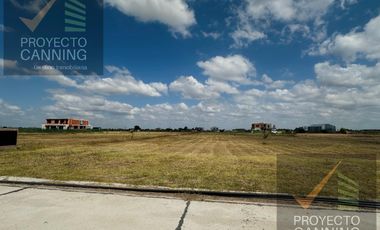 Lote en venta en Barrio Saint Thomas Chico Canning