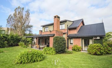Venta Chalet 5 ambientes en Rumenco