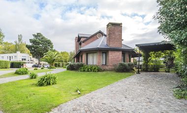 Venta Chalet 5 ambientes en Rumenco