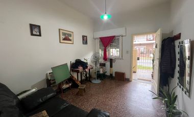 Venta Casa 3 ambientes con patio terraza Boulogne