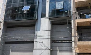 Oportunidad Cochera Cubierta Grande A Metros de Tribunales. Abasto