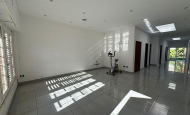 Local  comercial en venta en San Fernando.