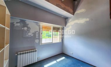 Apto crédito - Venta casa 5 ambientes pileta y ascensor -  Country San Miguel de Ghiso