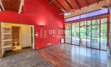 Apto crédito - Venta casa 5 ambientes pileta y ascensor -  Country San Miguel de Ghiso