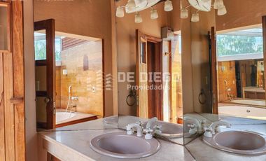 Apto crédito - Venta casa 5 ambientes pileta y ascensor -  Country San Miguel de Ghiso