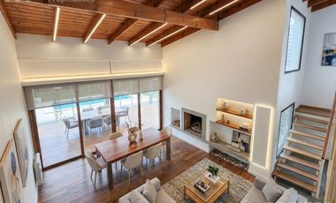 Apto crédito - Venta casa 5 ambientes pileta y ascensor -  Country San Miguel de Ghiso