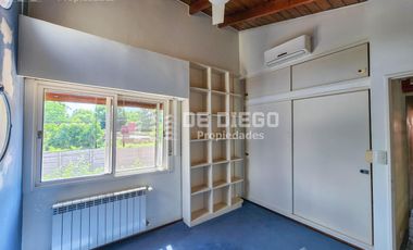 Apto crédito - Venta casa 5 ambientes pileta y ascensor -  Country San Miguel de Ghiso