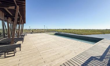 VENTA - Lote  500m2 Fondo Norte - Alhajamiento pago -  Funes Lakes