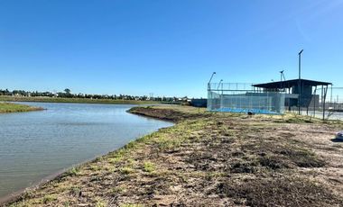 VENTA - Lote  500m2 Fondo Norte - Alhajamiento pago -  Funes Lakes