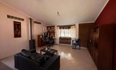 CASA EN ARROYO LEYES - Las Limas al 2100