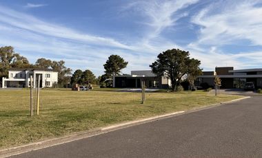 Terreno en Pilar Golf Club en venta