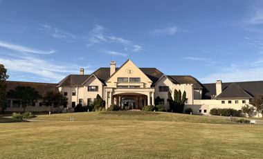 Terreno en Pilar Golf Club en venta