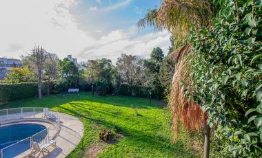 VENTA CASA 9 AMBIENTES - PILETA - LOTE PROPIO - BANFIELD