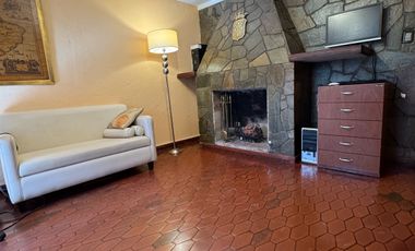 Gran casa en venta zona 5 esquinas