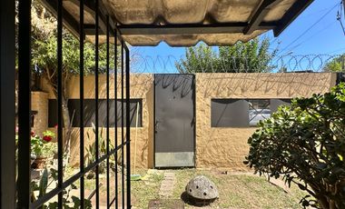 Casa en venta 3 ambientes 2 dormitorios Garín Escobar Apto crédito