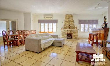 Casa en Venta de 4 Ambientes en Victoria con Patio y Parrilla