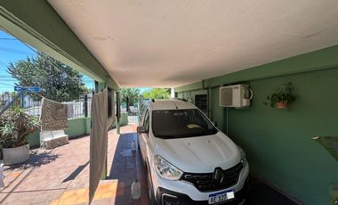 EN VENTA CASA 2 DORMITORIOS ZONA SAN AGUSTÍN